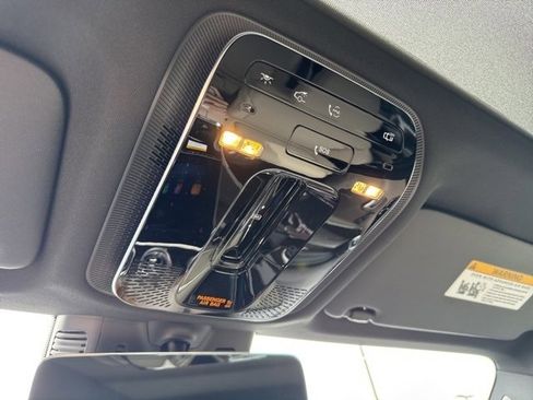 New 2025 Mercedes-Benz GLC 300 4MATIC image 30