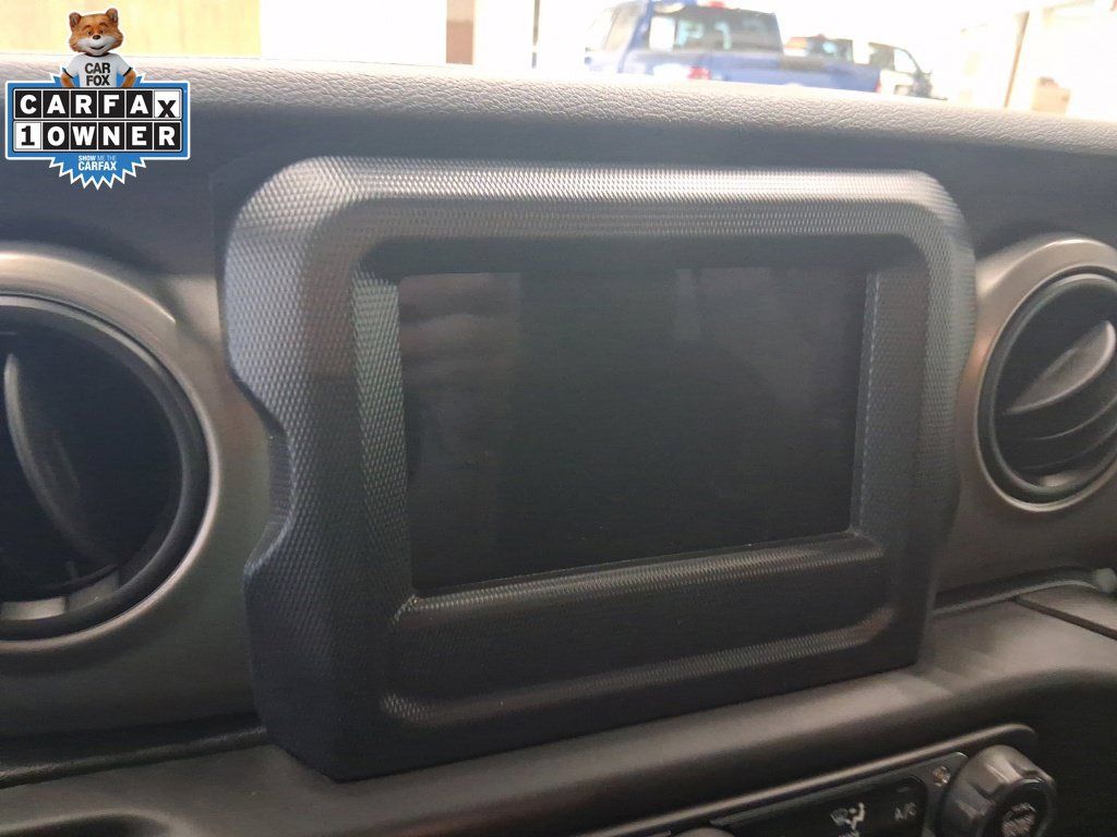 Used 2020 Jeep Gladiator Sport w/ Quick Order Package 24S AWD/4WD image 12