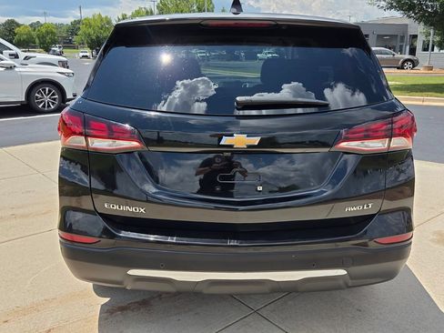 Used 2023 Chevrolet Equinox LT w/ Driver Convenience Package AWD/4WD image 9