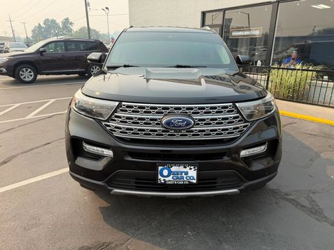 Used 2020 Ford Explorer Limited w/ Class III Trailer Tow Package AWD/4WD image 2