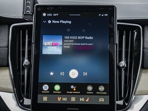 Used 2025 Volvo XC90 T8 Plus w/ Protection Package Premier image 22