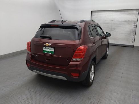 Used 2017 Chevrolet Trax LT w/ Sun & Sound Package AWD/4WD image 7