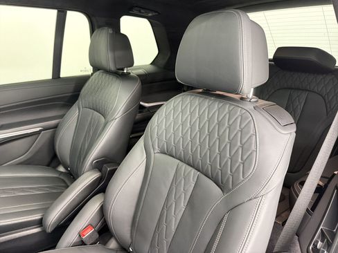 Certified 2024 BMW X7 M60i w/ Executive Package AWD/4WD image 26