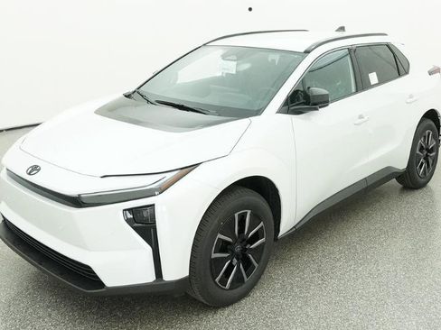 New 2026 Toyota bZ FWD image 31