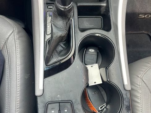 Used 2011 Hyundai Sonata Limited FWD image 21
