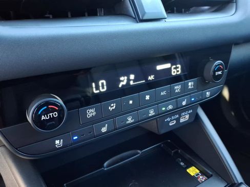 New 2026 Subaru Outback Touring XT image 36