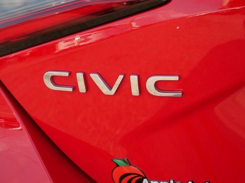 Used 2023 Honda Civic Sport image 10
