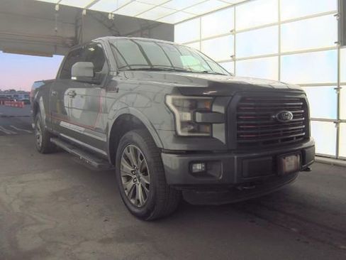 Used 2016 Ford F150 Lariat w/ Equipment Group 502A Luxury AWD/4WD image 2