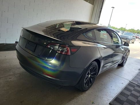 Used 2022 Tesla Model 3 Long Range AWD/4WD image 4