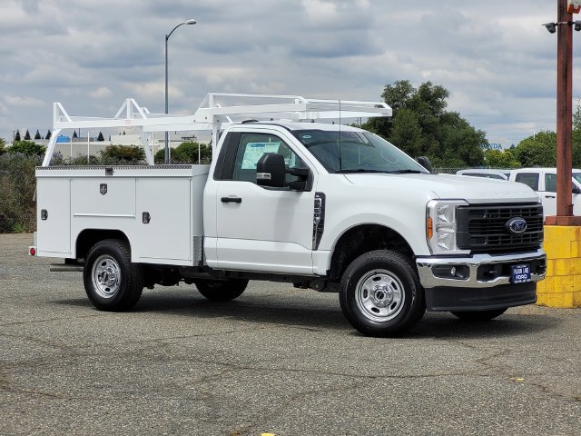New 2026 Ford F250 XL w/ XL Chrome Package AWD/4WD 360° Tour
