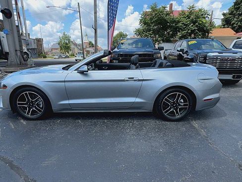 Used 2023 Ford Mustang Premium image 7