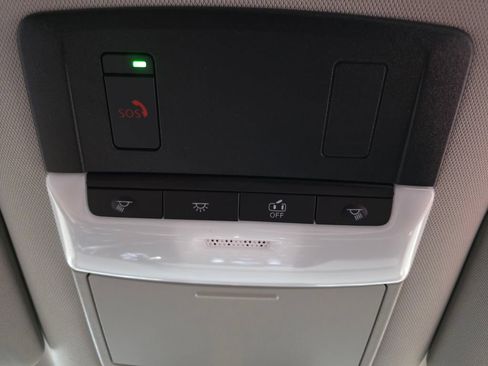Used 2023 Nissan Pathfinder SL AWD/4WD image 22