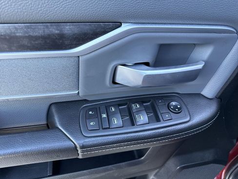 Used 2021 RAM 2500 Big Horn image 19