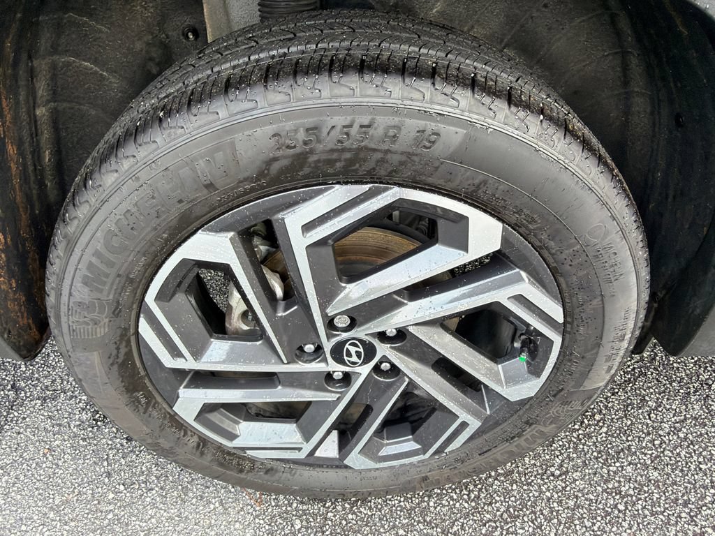 New 2025 Hyundai Tucson Limited AWD/4WD image 17