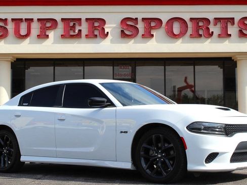Used 2023 Dodge Charger R/T w/ Blacktop Package RWD image 1