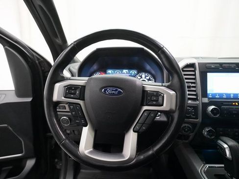 Used 2019 Ford F150 Platinum w/ Equipment Group 701A Luxury image 4