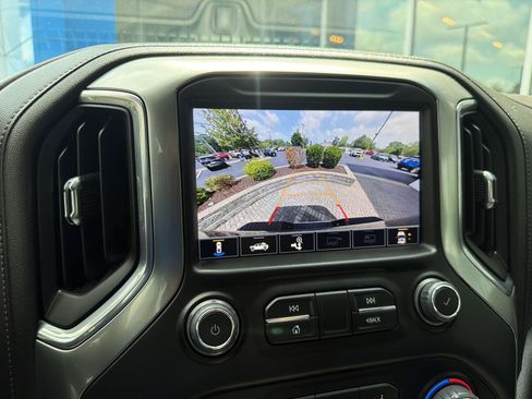 Used 2022 Chevrolet Silverado 2500 LTZ AWD/4WD image 29