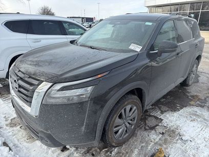 Used 2025 Nissan Pathfinder SV