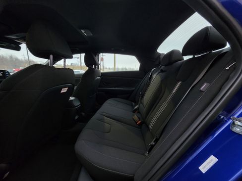 New 2026 Hyundai Elantra SEL Sport FWD image 15