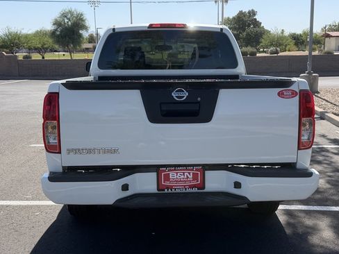 Used 2018 Nissan Frontier S RWD image 4