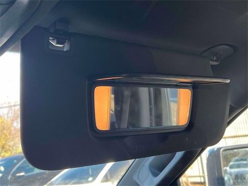 Used 2022 GMC Sierra 3500 Denali w/ Denali Ultimate Package image 31