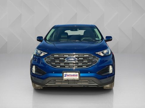 Used 2024 Ford Edge Titanium AWD/4WD image 2