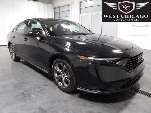 Used 2023 Honda Accord EX image 1