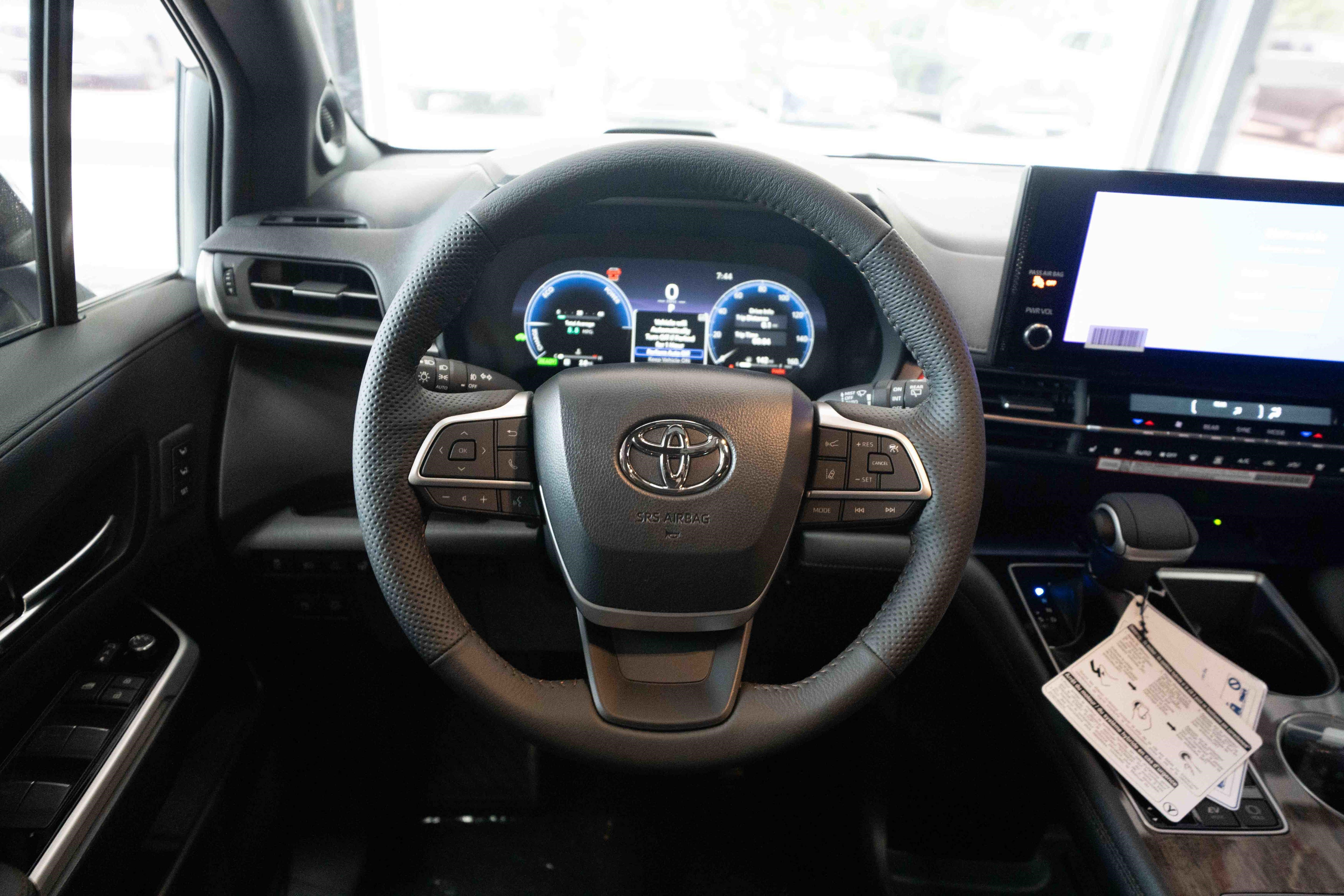 New 2026 Toyota Sienna Platinum AWD/4WD image 21