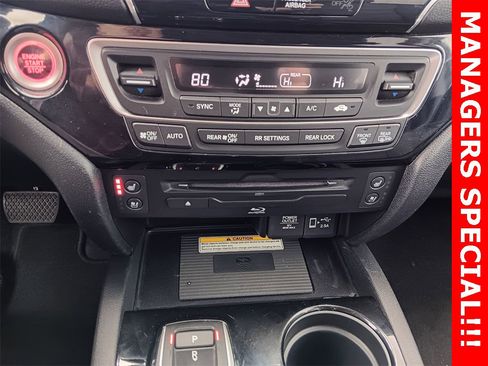 Used 2022 Honda Pilot Elite image 21