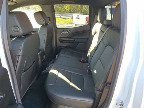 New 2026 GMC Canyon Elevation w/ Convenience Package image 5