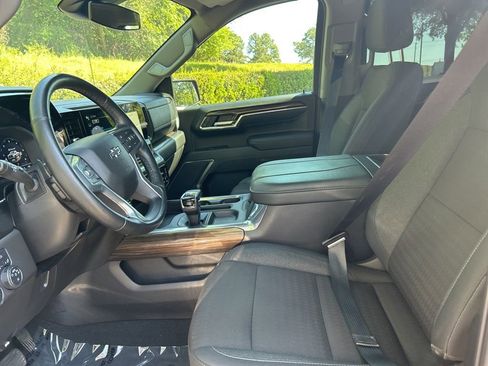 Certified 2024 Chevrolet Silverado 1500 LT Trail Boss AWD/4WD image 27