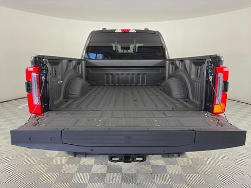 Certified 2024 Ford F350 Platinum w/ FX4 Off-Road Package image 28