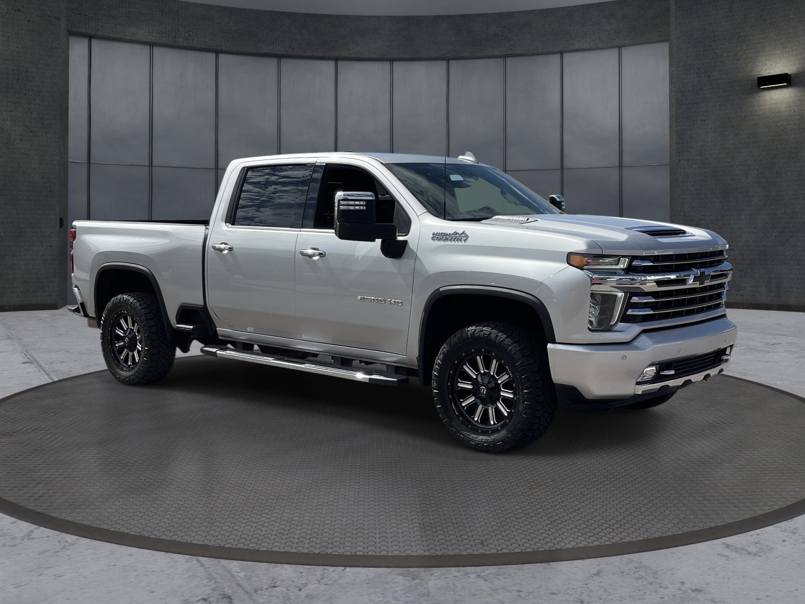Used 2022 Chevrolet Silverado 2500 High Country w/ Z71 Off-Road Package AWD/4WD image 8