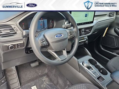 New 2026 Ford Escape Active w/ Tech Pack #1 FWD image 17