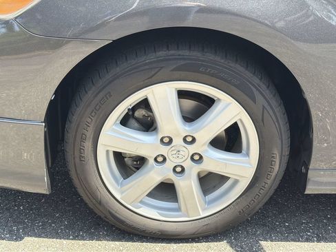 Used 2009 Toyota Camry SE FWD image 10