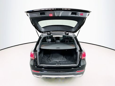 Used 2022 Mercedes-Benz GLC 300 4MATIC w/ Premium Package Lite image 29