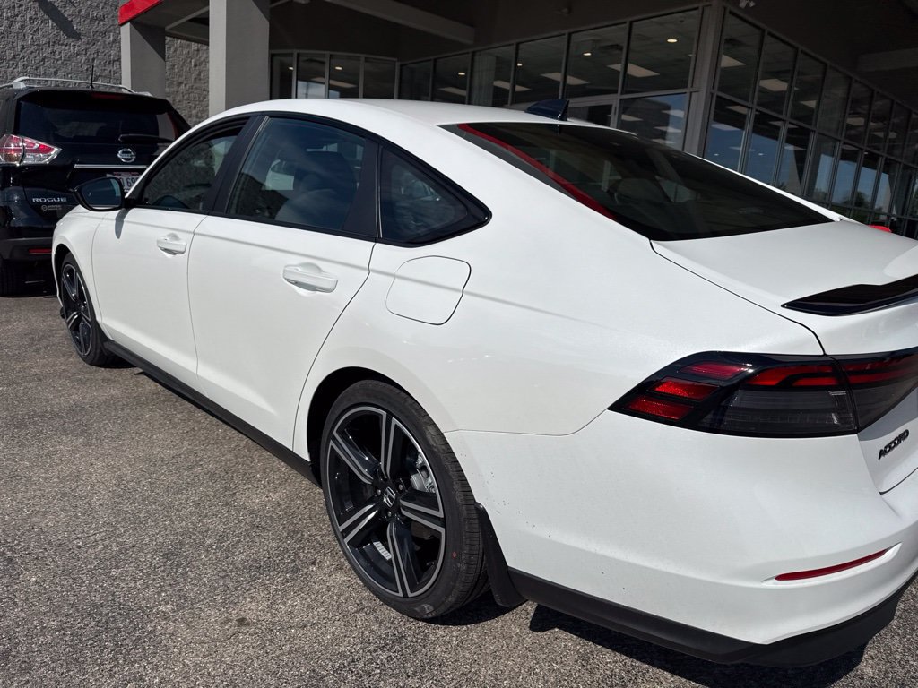Used 2026 Honda Accord Sport image 8