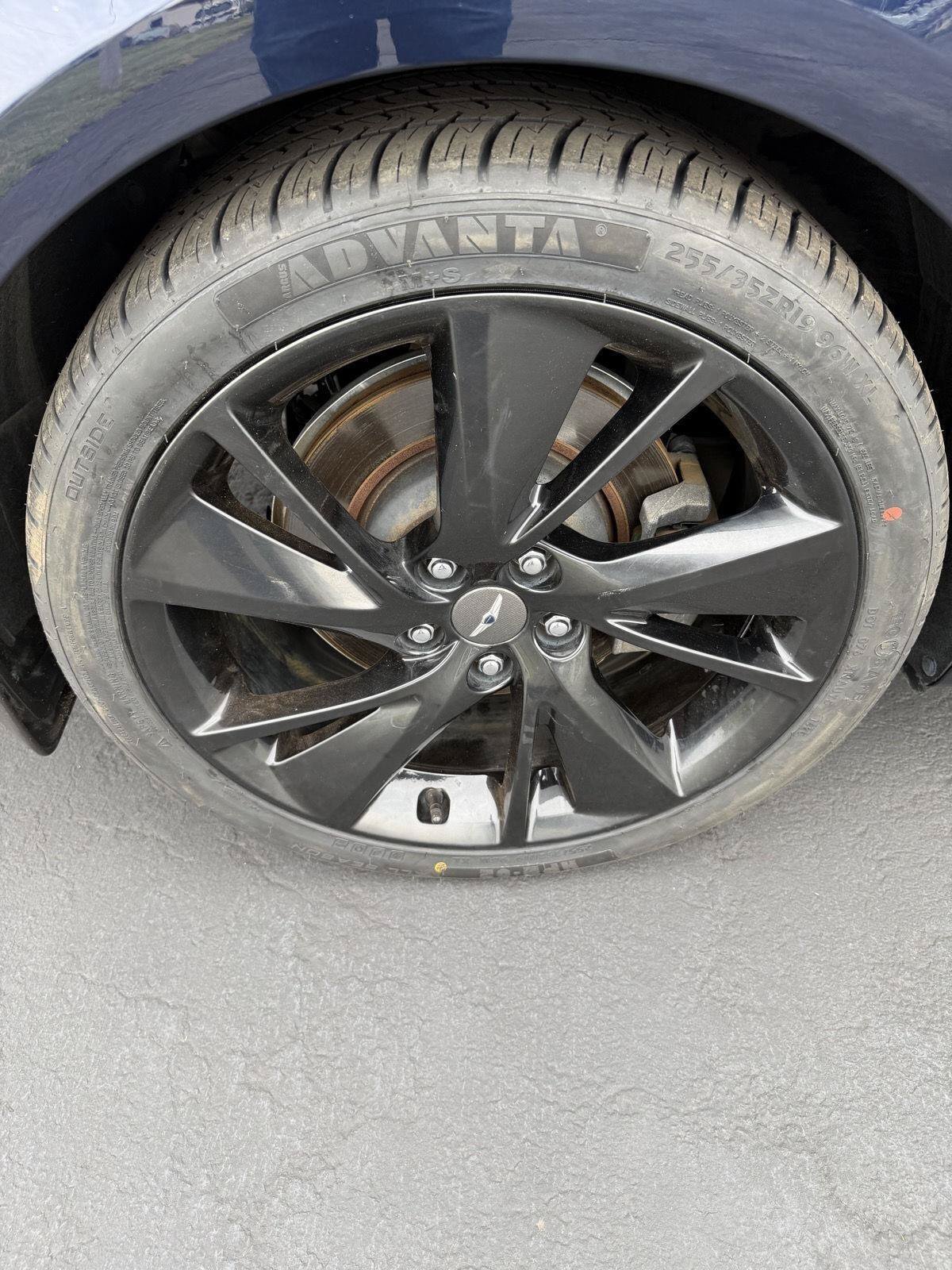 Used 2023 Genesis G70 3.3T w/ Sport Advanced Package AWD/4WD image 11