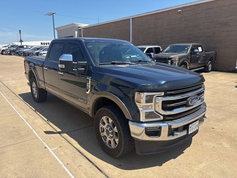Used 2020 Ford F250 King Ranch w/ King Ranch Ultimate Package AWD/4WD image 4