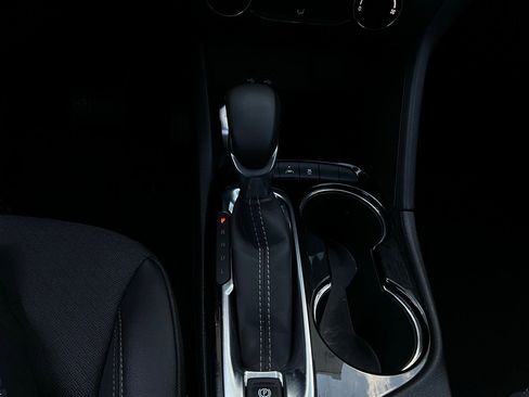 Used 2025 Buick Encore GX Preferred image 22