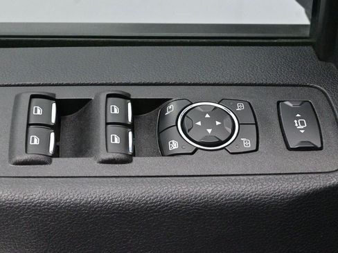 Used 2020 Ford F350 Lariat w/ Lariat Ultimate Package AWD/4WD image 12