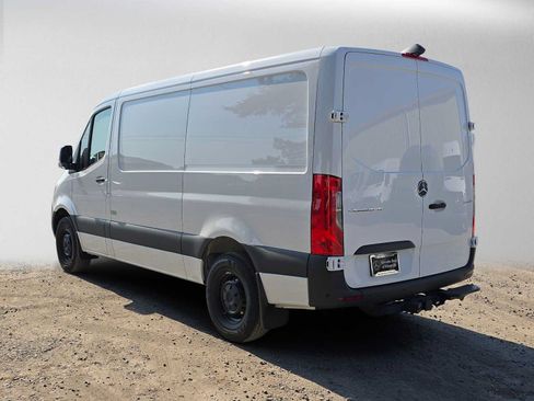 Used 2026 Mercedes-Benz Sprinter 2500 image 5