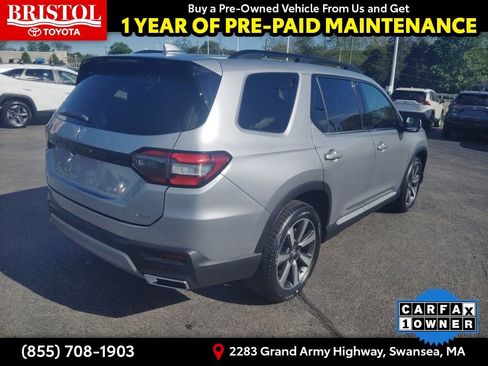 Used 2023 Honda Pilot Elite image 9