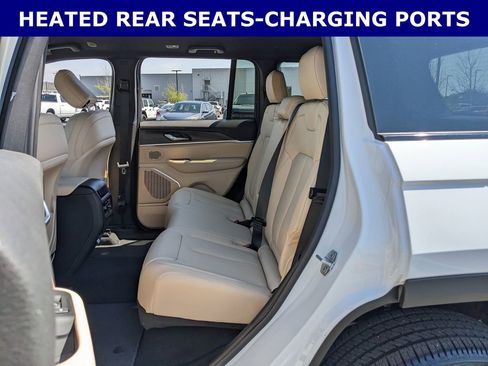 New 2026 Jeep Grand Cherokee Limited RWD image 16