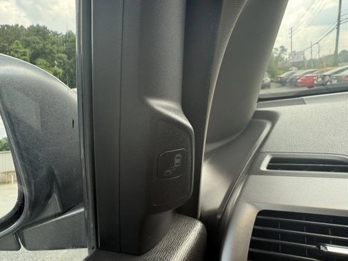 Used 2011 Honda Odyssey Touring image 37