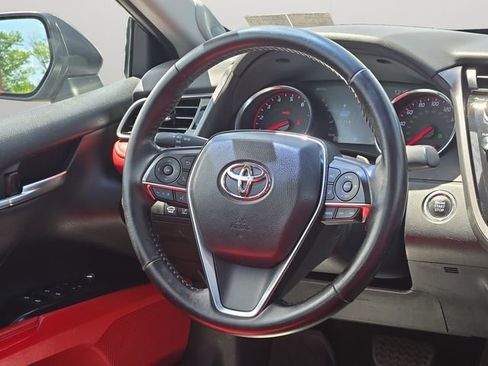 Used 2019 Toyota Camry XSE w/ Navigation Package FWD image 19