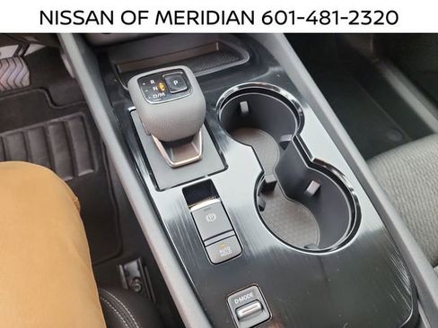 New 2026 Nissan Rogue SV FWD image 17