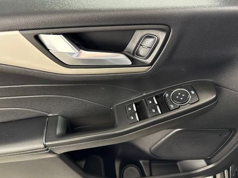 Used 2021 Ford Escape SEL AWD/4WD image 22