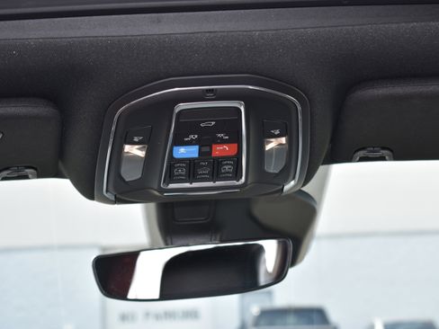 Used 2024 Jeep Wagoneer Series II w/ Convenience Group I image 36