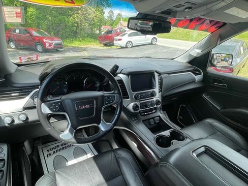 Used 2019 GMC Yukon XL SLT AWD/4WD image 19
